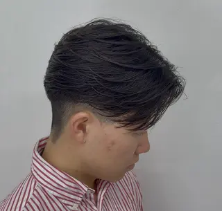 パーマ メンズ ニュアンス/フェザー /ウルフ/伶馬のヘアスタイル