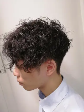 パーマ メンズ hase _のヘアスタイル