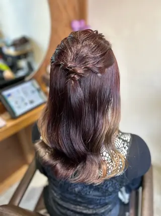 ヘアアレンジ Miku 🦔 / ヘアセットのヘアスタイル