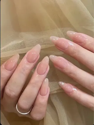 ミディアム Aila Nail HanChanのネイルデザイン