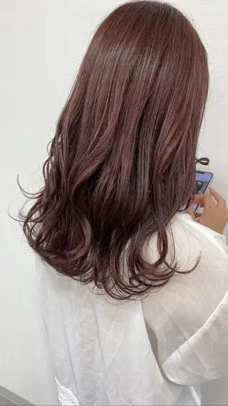 セミロング カラー 吉田 千洸のヘアスタイル