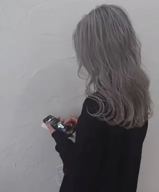 ロング カラー パーマ ヘアアレンジ メンズ キッズ ネイル マツエク・マツパ アイブロウ ブリーチソムリエ認定 梅田茶屋町Eir辻のヘアスタイル