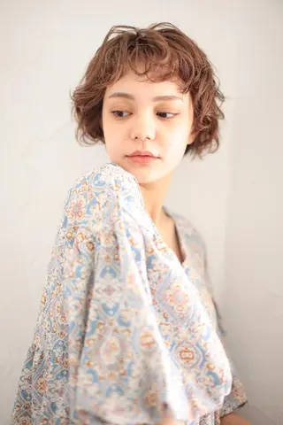 パーマ ミディアム 小田川 竜也のヘアスタイル