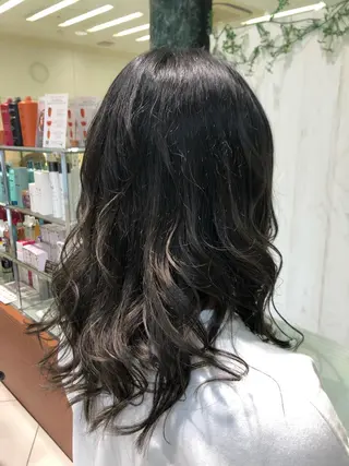 ミディアム カラー 宮林　努 / Ash 日野店のヘアスタイル