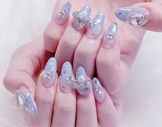 ネイル MoonNail ユリ🌸のネイルデザイン