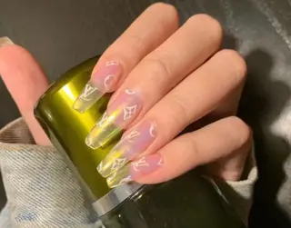 ネイル はぴねす所属・横浜 美夢のネイルデザイン