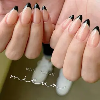 ネイル nailsalon mieuxのネイルデザイン
