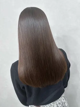 ロング Luana 照沼翔太のヘアスタイル