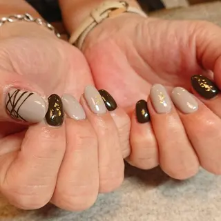 ネイル ジェヌインネイル 河内のネイルデザイン