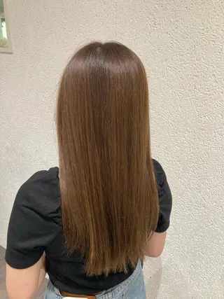 ロング カラー ミルクティー量産💙 💙ブリーチ特化💙のヘアスタイル