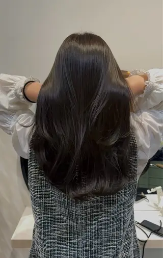 セミロング AYAKA 下北沢suuのヘアスタイル