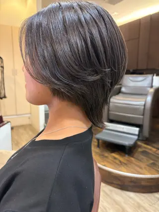 ショート 小山 朱音のヘアスタイル