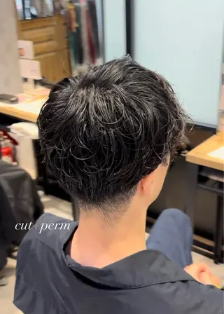 パーマ メンズ 透明感カラー🩰🤍 髪質改善🪄/伽音のヘアスタイル