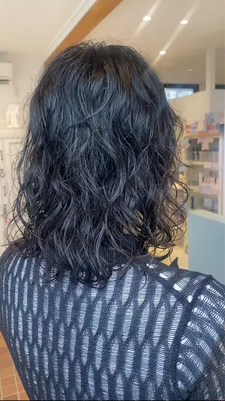 ミディアム パーマ 🦋透明感カラー🦋 CHIHARUのヘアスタイル