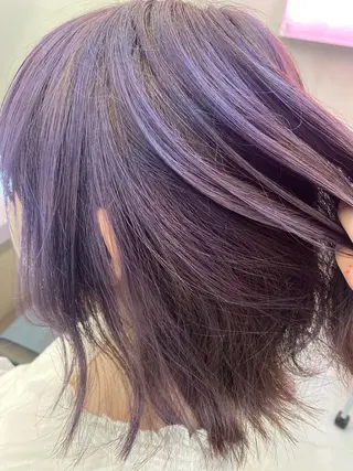 ミディアム カラー 岡野 静華のヘアスタイル