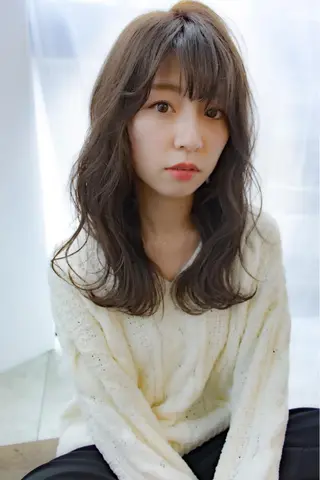 セミロング lit hair 髪質改善サロンのマツエク・マツパデザイン