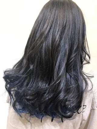 ロング カラー CHIKA Rimのヘアスタイル