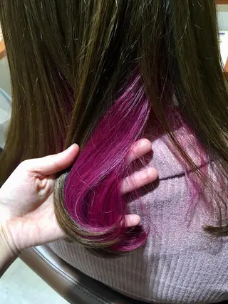 ミディアム カラー 蓮見  友里のヘアスタイル