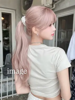 カラー 岡本 蒼奈のヘアスタイル