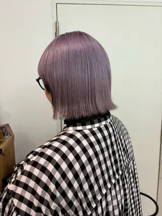 ショート カラー 室谷 ゆりあのヘアスタイル