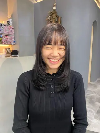 ミディアム カラー 前橋 姫奈のヘアスタイル