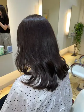 ロング カラー 丸山 愛唯のヘアスタイル