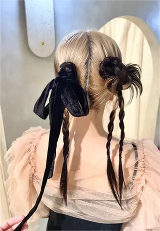 ロング ヘアアレンジ セットサロンCURE YUKIOKAの眉毛・アイブロウイメージ