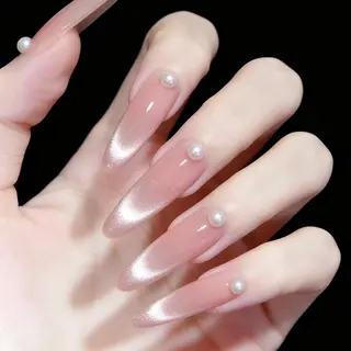 ネイル J&C Nail Salon吉祥寺所属・Yu  Ki ネイルのネイルデザイン