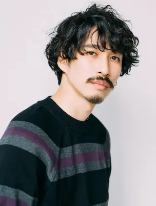 ミディアム パーマ メンズ mitbytree Shintaroのヘアスタイル