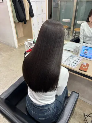 ロング カラー パーマ 🪽髪質改善矯正 🤍MIU🤍のヘアスタイル