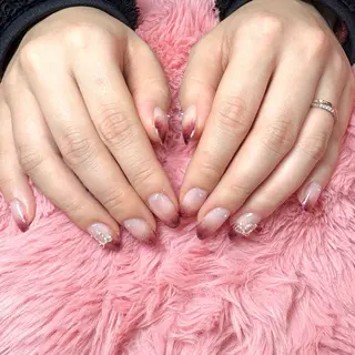 ネイル WHITE NAIL 新潟店　nanamiのネイルデザイン