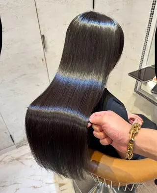 ロング 矢口 明莉のヘアスタイル