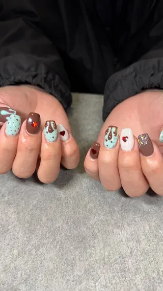 ネイル 𝐧𝐚𝐢𝐥 𝐌𝐢𝐖𝐢𝐢のネイルデザイン