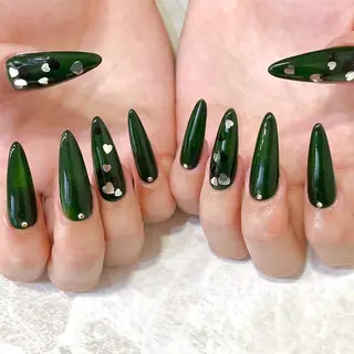 ネイル Ellenail名古屋所属・伊藤 愛のネイルデザイン