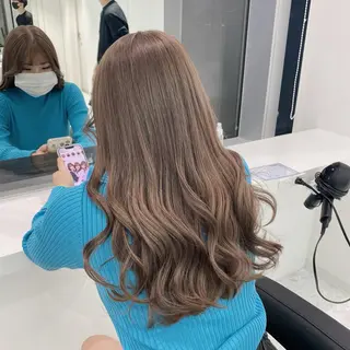 セミロング カラー センターパート特化 井上健太のヘアスタイル