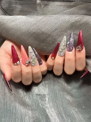 ロング W·mai nail 関内のネイルデザイン