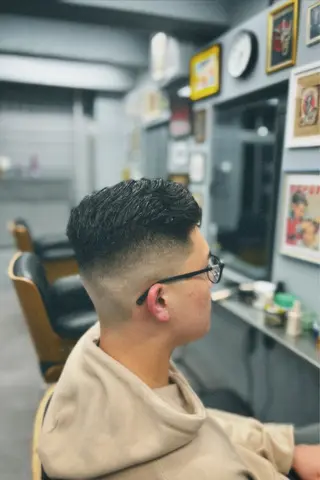 ショート メンズ 池袋メンズパーマ フェード純平のヘアスタイル