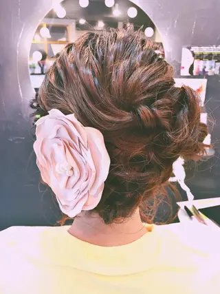 ヘアアレンジ 小林　ローズパープル カット＆カラー美容室のヘアスタイル