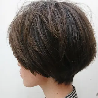 ショート カラー 大人ショートのスペシ ャリスト✨️井上雄輝のヘアスタイル