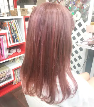 ミディアム カラー 岩谷/ブリーチ 🪽透明感カラーのヘアスタイル