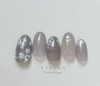 ネイル LIAnail MOEのネイルデザイン