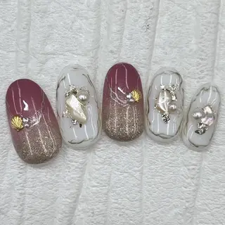 ネイル Nail salon Honey Beeのネイルデザイン