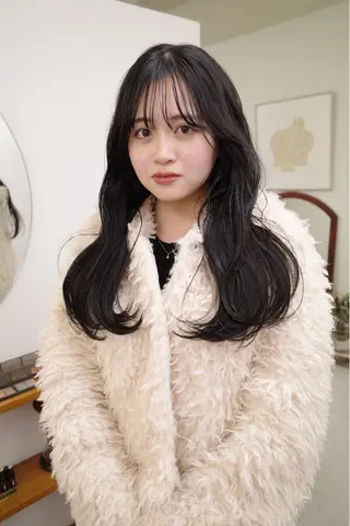 カラー hana. /ロングカットモデルのヘアスタイル