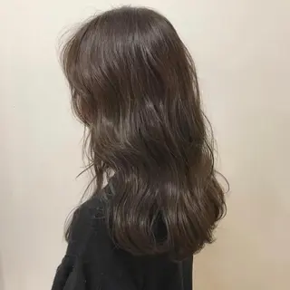 セミロング カラー ヘアアレンジ 砂原 ひよりのヘアスタイル
