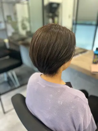 ショート カラー はる 「モデル募集中」のヘアスタイル