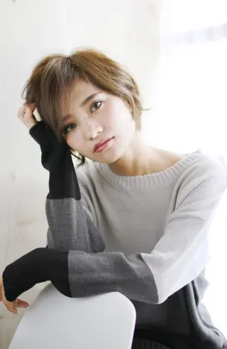ショート カラー AKALA HAIR 西宮店 Juriのヘアスタイル