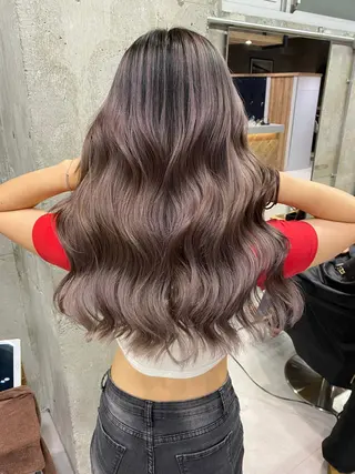 ロング 🦋MAHO🦋 デザインカラーのヘアスタイル