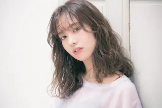 ミディアム 米川 沙妃のヘアスタイル