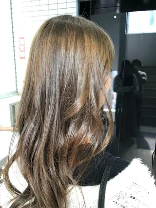 ロング 川野 賢のヘアスタイル