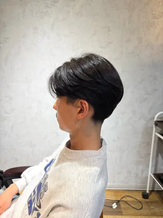 ショート パーマ メンズ 小松 莉夏子のヘアスタイル